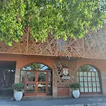 Hotel Pueblo Huarpe